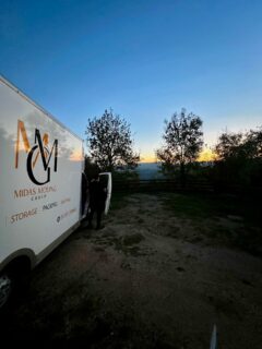 Swipe right for VIEWS 😍🌅

Another busy week of removals! 🚚💨 

1700 miles, 8 van loads, 3 days back and forth from Essex to Torquay. (A customer property so rural we couldn’t bring a lorry 🐑) 

“Do you do long distance moves?” Daily 😄 England and Europe.🇪🇺

Get in touch for a free quotation 😀
📞 01787 209660
📱 07438 889822
📧 Info@midasmovinggroup.co.uk
🌐 www.midasmovinggroup.co.uk
📧 Info@midasmovinggroup.co.uk
🌐 www.midasmovinggroup.co.uk

#EssexRemovals #SuffolkRemovals #LondonRemovals #removals #MovingMadeEasy #HomeMoving #OfficeRelocation #SecureStorage #ProfessionalRemovals #StressFreeMoves #AffordableRemovals #TrustedRemovals #HouseRemovals #BusinessMoves #FurnitureRemovals #LocalRemovals #NationwideRemovals #MovingTips #MovingDay #PackingServices #StorageSolutions