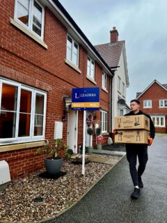 At Midas we keep things simple.. a professional service, careful handling, and your moving day completed the right way.🏡🚚📦

Get in touch for a free quotation 😀
📞 01787 209660
📱 07438 889822
📧 Info@midasmovinggroup.co.uk
🌐 www.midasmovinggroup.co.uk

#EssexRemovals #SuffolkRemovals #LondonRemovals #removals #removalsessex